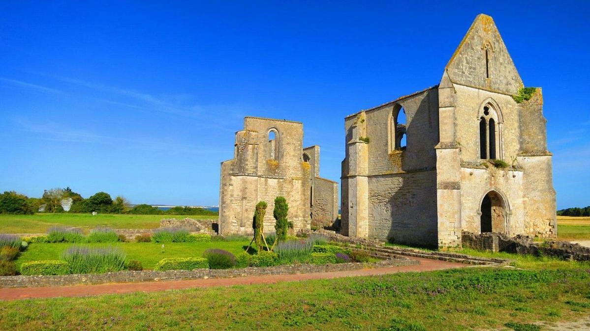 Le Phare Du Bout Du Monde - Logement Proche Du Port ラ・フロット エクステリア 写真